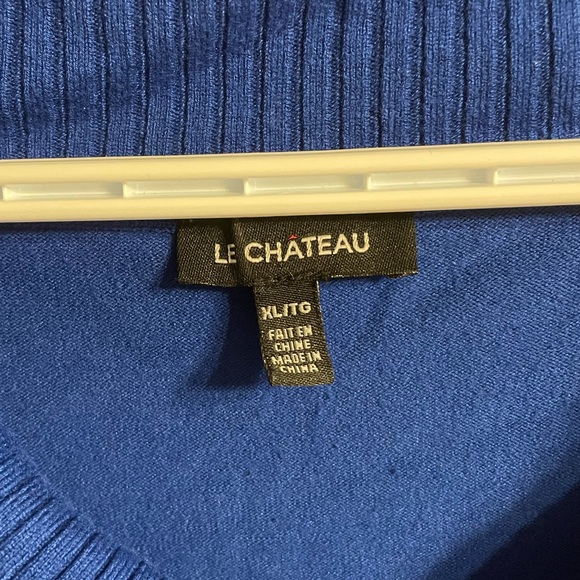 Le chateau royal blue stretchy knit scoop turtle neck XL sweater. - Picture 3 of 6